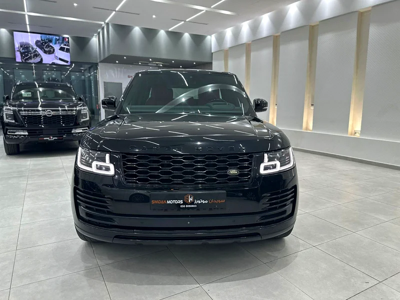 Range Rover VogueSE Supercharged P525 V8,2018 Model,Gcc Specification,Under Dealer Contract Service63227780371458111