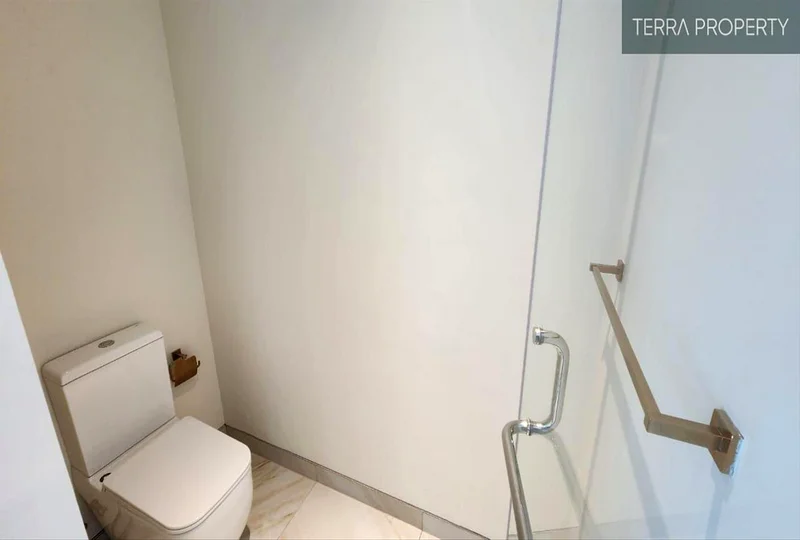 فيلا جميلة / غير مفروشة / جزيرة فالكون63860034083841112