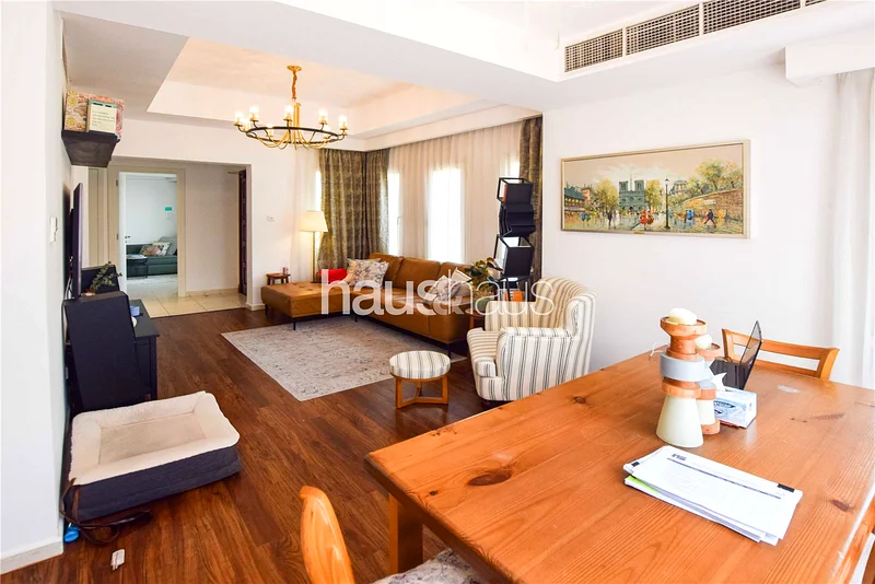 Corner Plot | Type 3E | Back to Back |63922512579970111