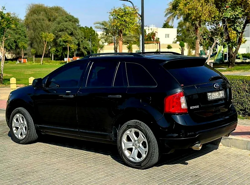 Ford Edge 2014 GCC Specs, Lady Driven63399892950529113