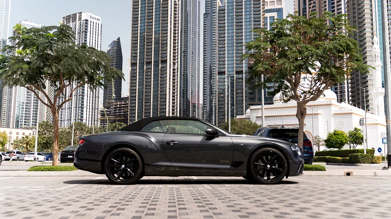 Brand new condition Bentley Continental GTC EU specs63398525096961112