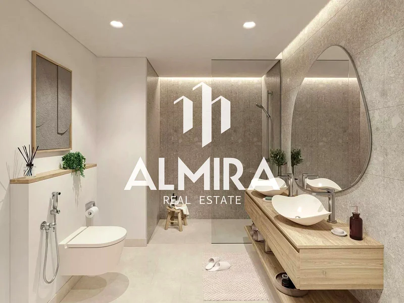 Canal View | Mid Floor | Willow Tower63849751802370114