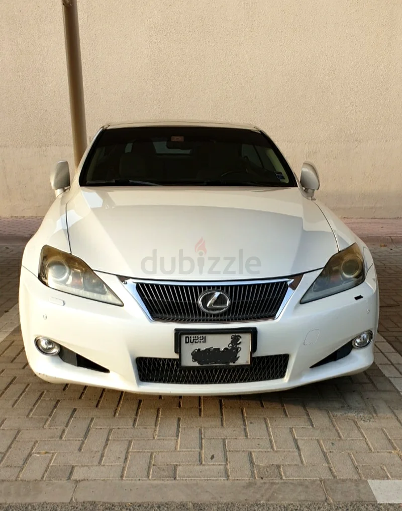 لكزس IS-300C سبورت 2012 مكشوفة السقف ذات سقف صلب، مواصفات دول مجلس التعاون الخليجي، منشأ ياباني، بحالة جيدة جدًا632267444524821125