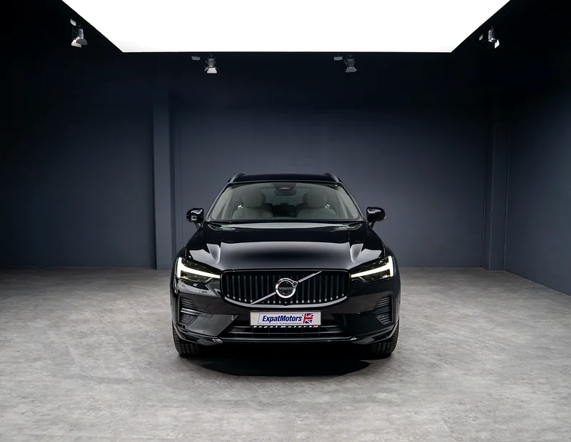 2,425x60 • 0% DP • 2023 Volvo XC60 B5 Core • Volvo Warranty/ Service • GCC63221303135875114