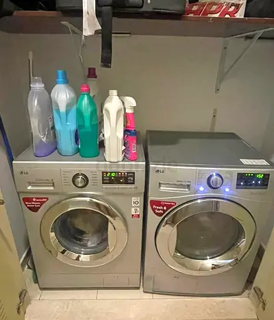 LG  8KG Separate washer and dryer
