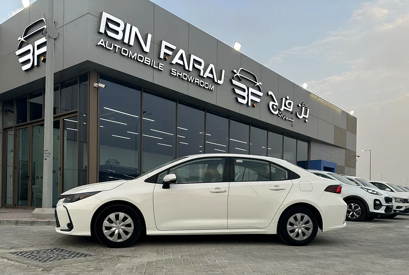 Toyota Corolla 1.6634013041474571124