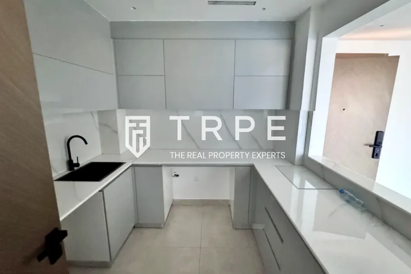 Vacant on Transfer | Prime Location | High Floor63997526129793114