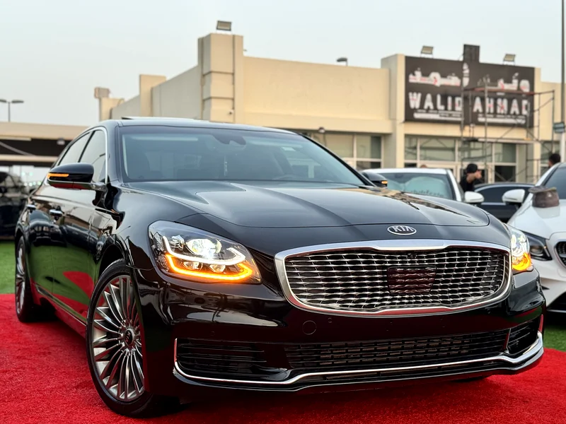 Kia K900 AWD in excellent agency condition with a great offer price.63232141910657111