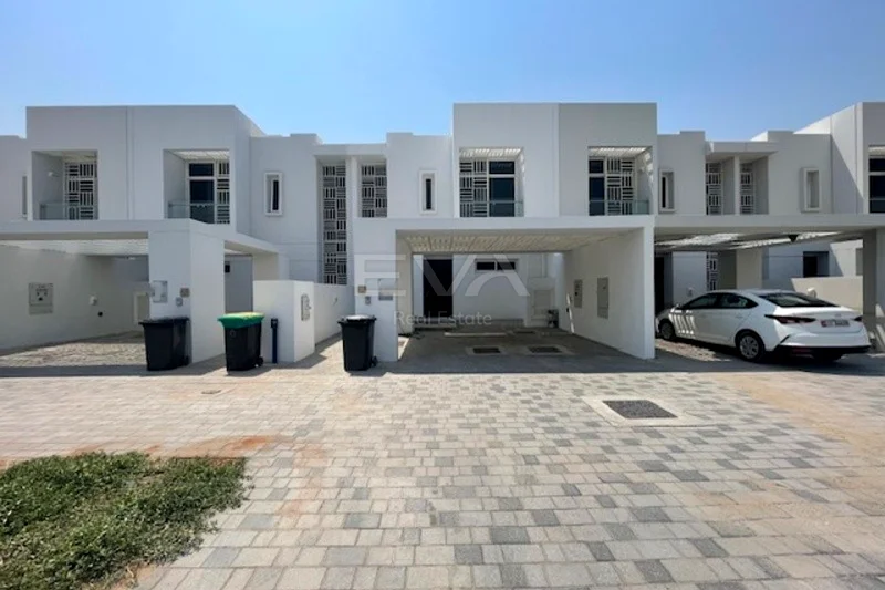 Well Maintained | Type A | Middle Unit | Vacant63731180136067110