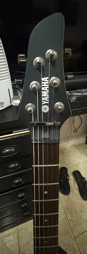 Sale or Trade Yamaha RGX121Z Electric Guitar63209350891907111