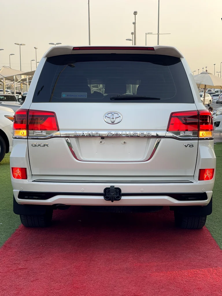 ستيشن لاند كروزر-2021-GXR-من المالك الأول-بقراطيس الوكاله63399949562882114