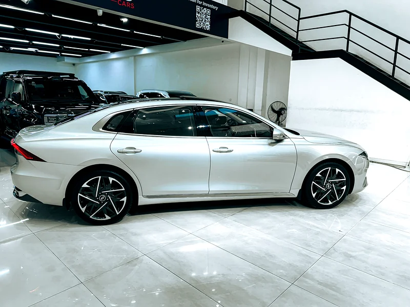 أزيرا بريميوم بلس 2023 هيونداي 3.5 لتر V6 // الدفعة الشهرية تبدأ من 2,270 درهم إماراتي63406900940802112