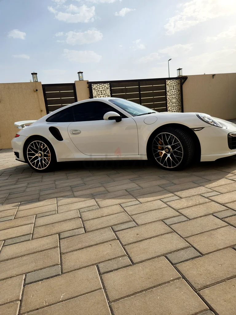 بورشه 911 توربو إس، سجل صيانة كامل من تاجر بورشه منذ تاريخ الشراء، ضمان بورشه الرسمي الكامل63226744721025112