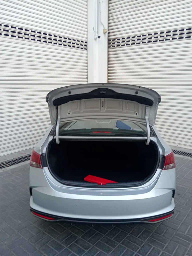 هيونداي أكسنت 1.6 2023 متوسطة FSH خالية من الحوادث مالك واحد63406913509250112