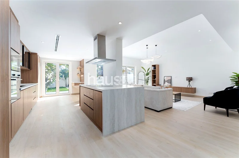 Fully Upgraded | Park Backing | Private Pool63920365216258113