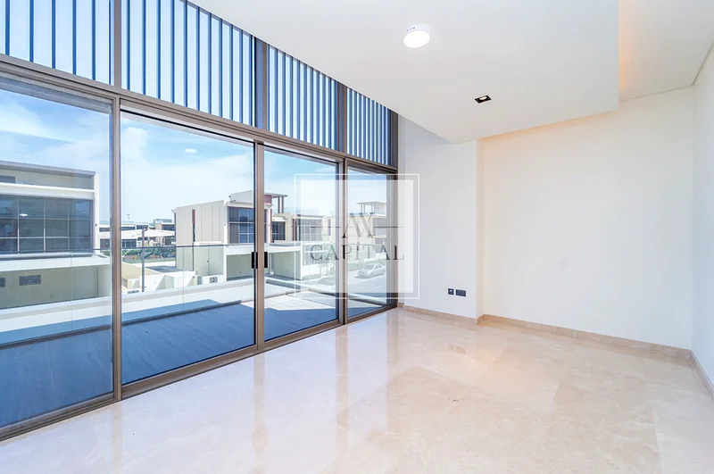 Vacant | Single Raw | Big Plot | Great Conditions63754432164995113