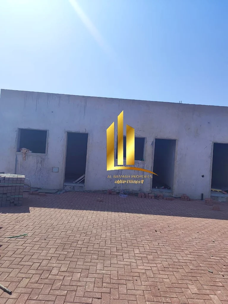 أرض مسيجة للإيجار في السجا، مدينة إمارات الصناعية.63219812061955112