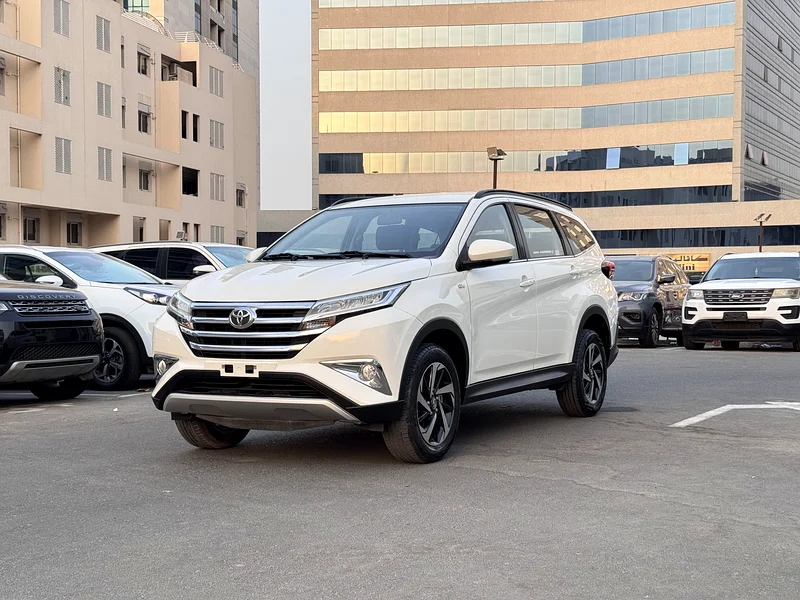 RUSH GCC SPEC, ACCIDENT FREE,  1 YEAR WARRANTY 100% BANK LOAN, 0% DOWN PAYMENT, EXCELLENT CONDITION63399943616898112
