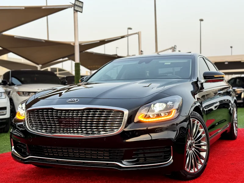 Kia K900 AWD in excellent agency condition with a great offer price.63232141910657116