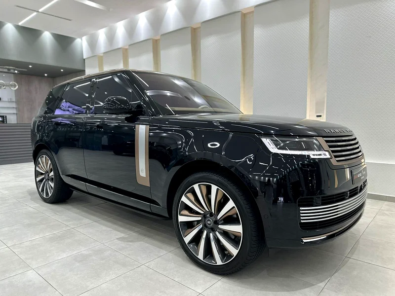 Range Rover SV P530 V8,2023 Model, Gcc Specs Under Dealer Warranty and Contract service63229646447746112