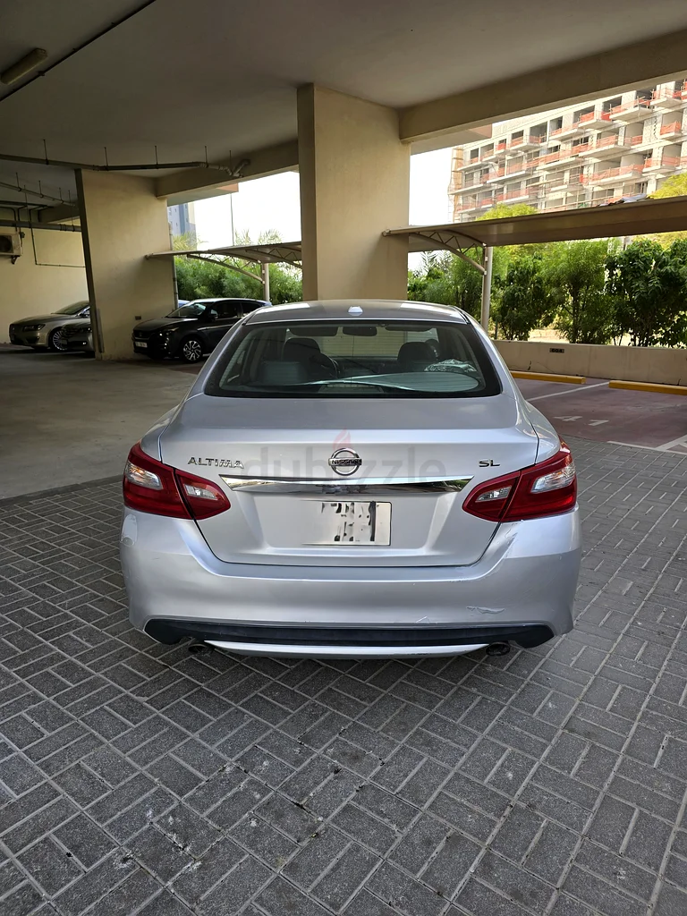 Nissan Altima 201863399971003523112