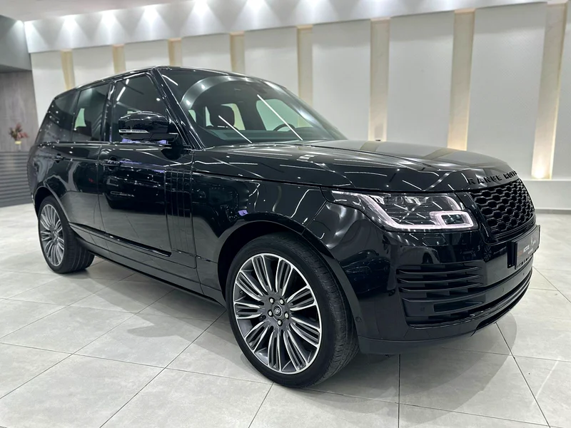 Range Rover VogueSE Supercharged P525 V8,2018 Model,Gcc Specification,Under Dealer Contract Service63227780371458112