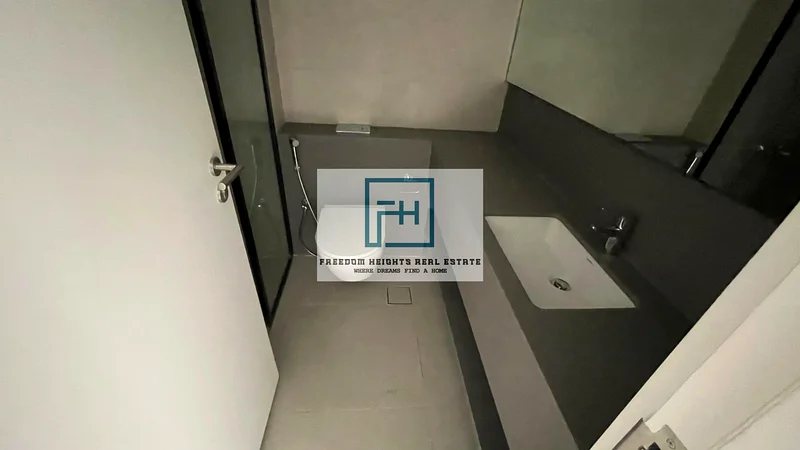 🏠 روبينيا تاون هاوس واسعة مكونة من 4 غرف نوم | 5 حمامات | 2,652 قدم مربع | 150,000 درهم | 4 شيكات63298075319299114