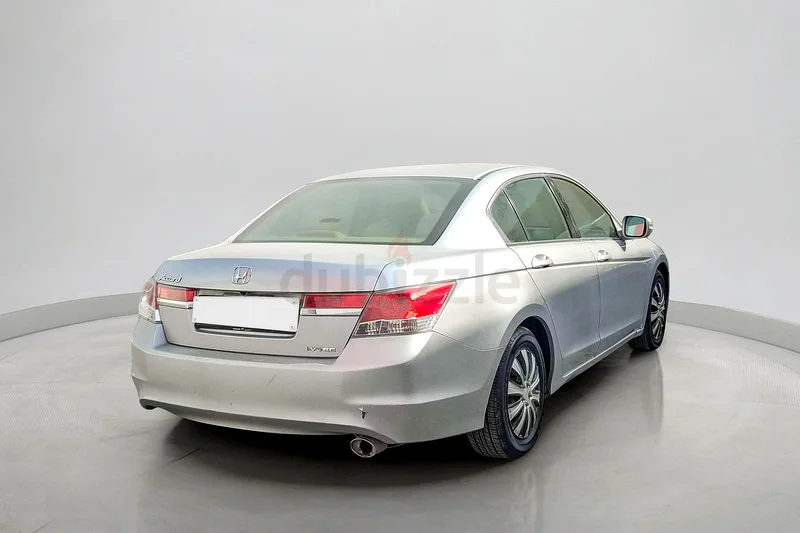 أكورد هوندا 2011 LX سعة 2.4 لتر | مواصفات دول مجلس التعاون الخليجي63223316235778113