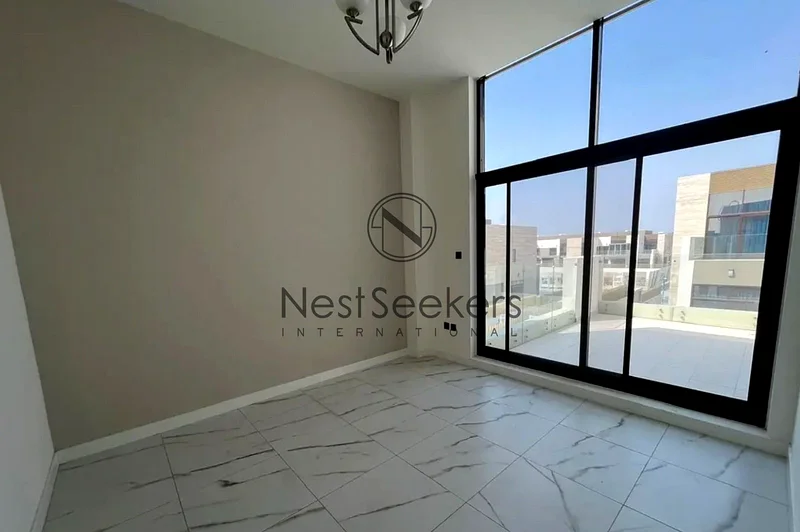 زاوية | قطعة كبيرة | إيلي صعب | تم التسليم63991820766209114