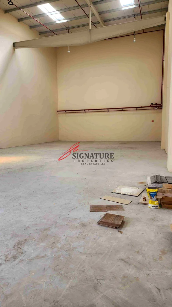 BREND NEW WAREHOUSE AVAILABLE FOR RENT IN NEW INDUSTRIAL AREA63221327837442111