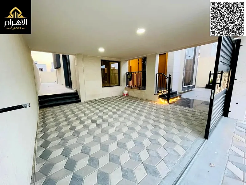 🏡✨Villa for sale, including registration and ownership fees, 5 master bedrooms, a living room, a hall, and a maid's room. Freehold for all nationalit63906645107713111