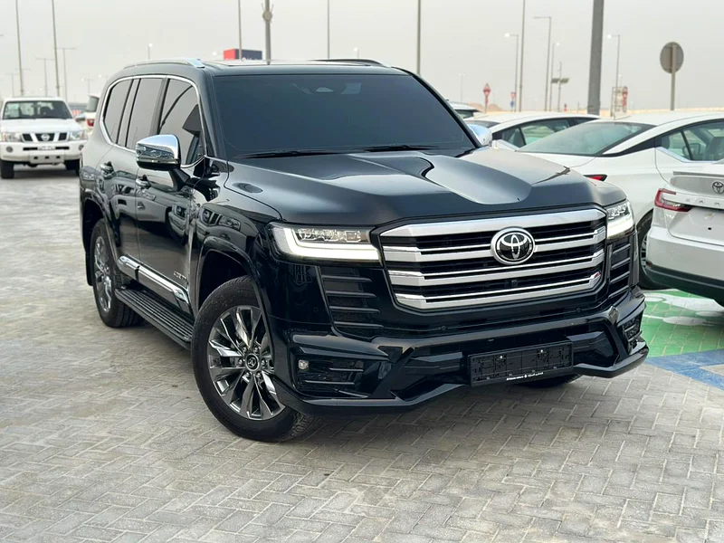 Toyota Land Cruiser Station VXR Twin Turbo 2025 model / Brand new / Al-Futtaim warranty63232141879681111