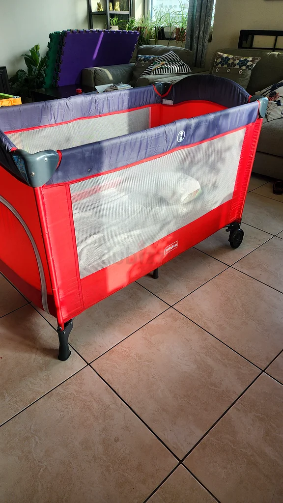 Baby portable foldable cot Like NEW63206395565315111