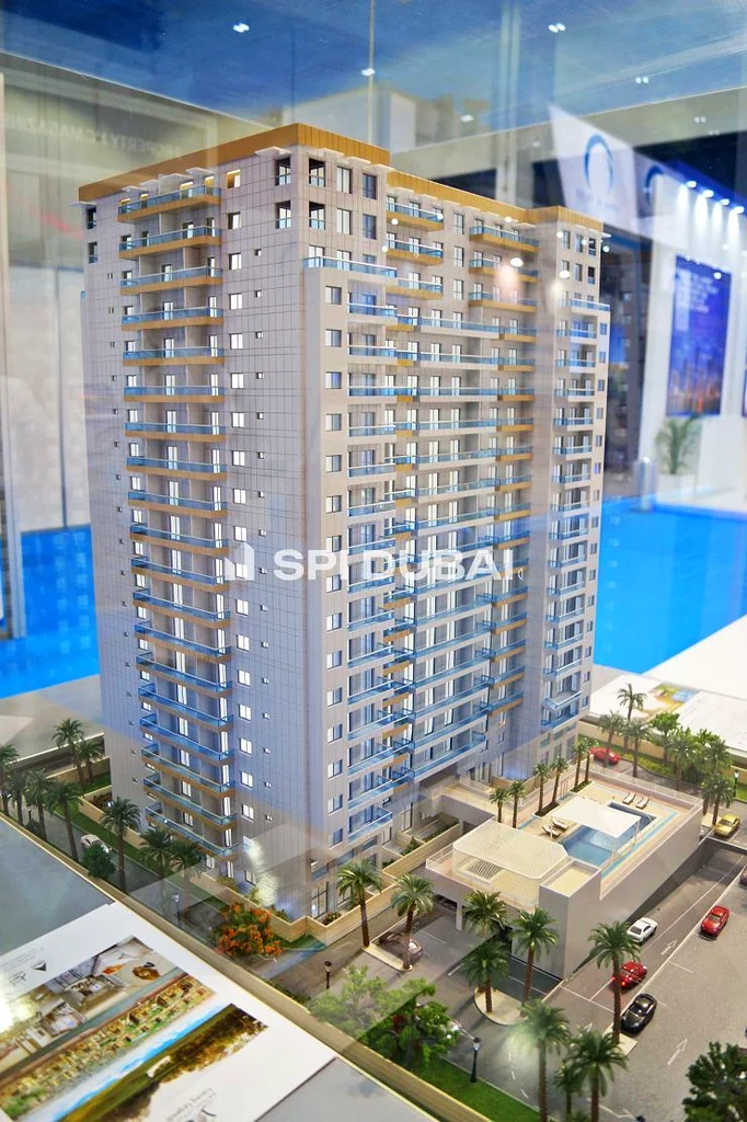 Handover in a Few Months / View to the villa community63918664410881111