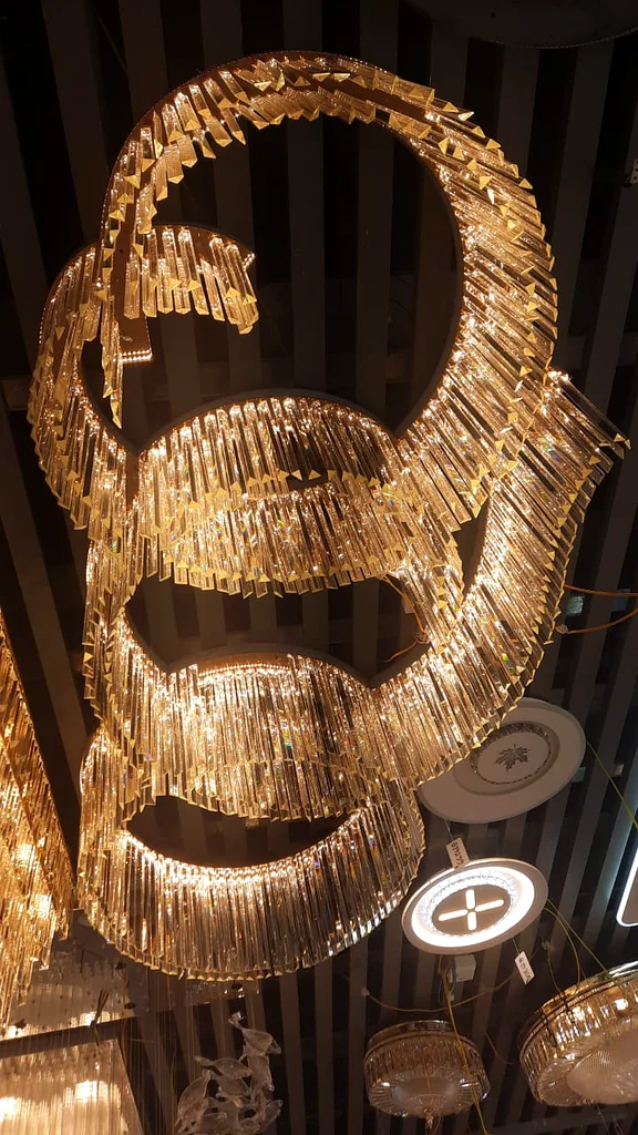 ثريا كريستال حديثة مذهلة للحصول على أجواء فاخرة 3n/1.5m632114244990731115