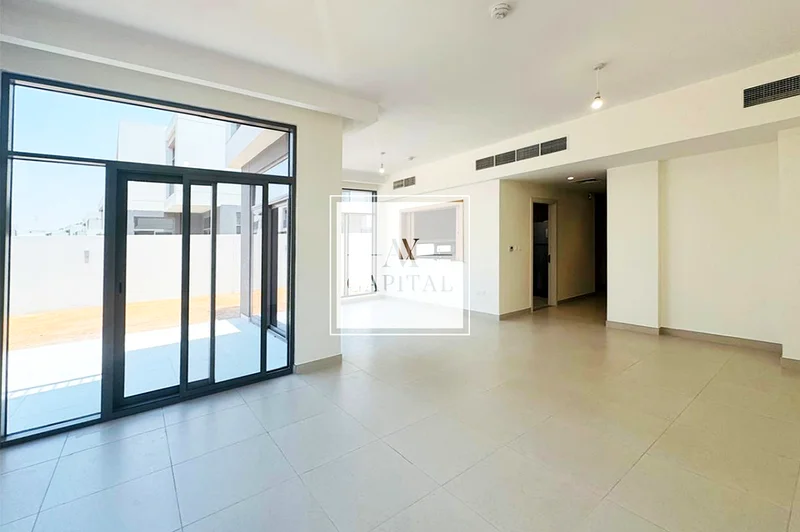 Single Row | Premium Unit | Facing Garden | Rental63751581413635111