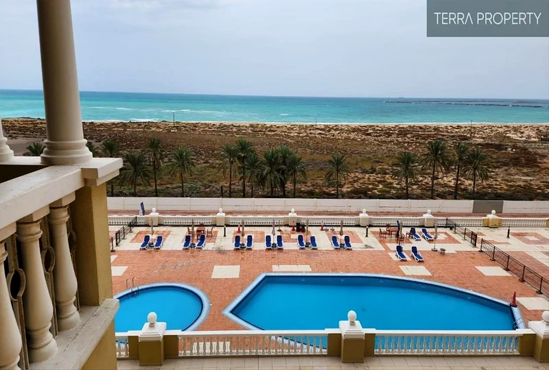 غرفة نوم مُطورة واحدة - إطلالة بحرية كاملة - مؤثثة63860715383170112