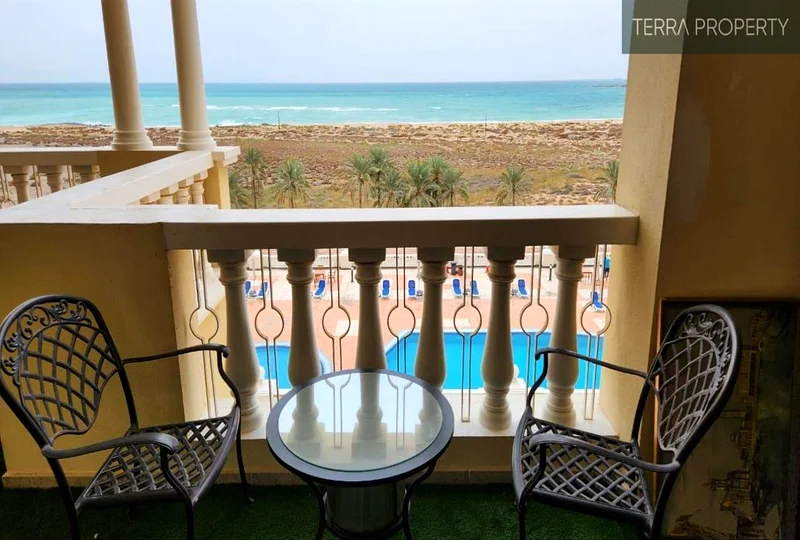 غرفة نوم مُطورة واحدة - إطلالة بحرية كاملة - مؤثثة63860715383170114