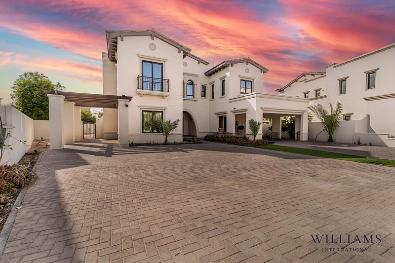 EXCLUSIVE | BIGGEST PLOT IN AR2 | FULL DRIVEWAY63915839647619112