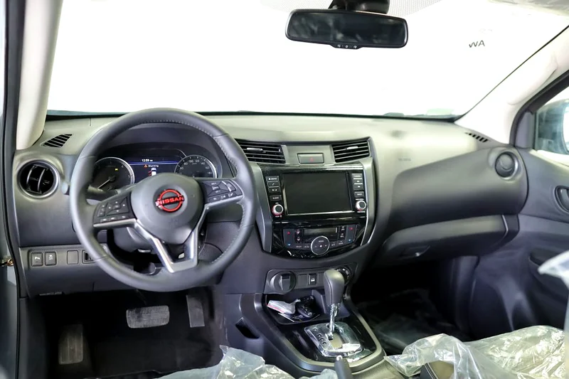 NISSAN NAVARA 2.5 L PRO4X A/T MODEL 202563399959124867114