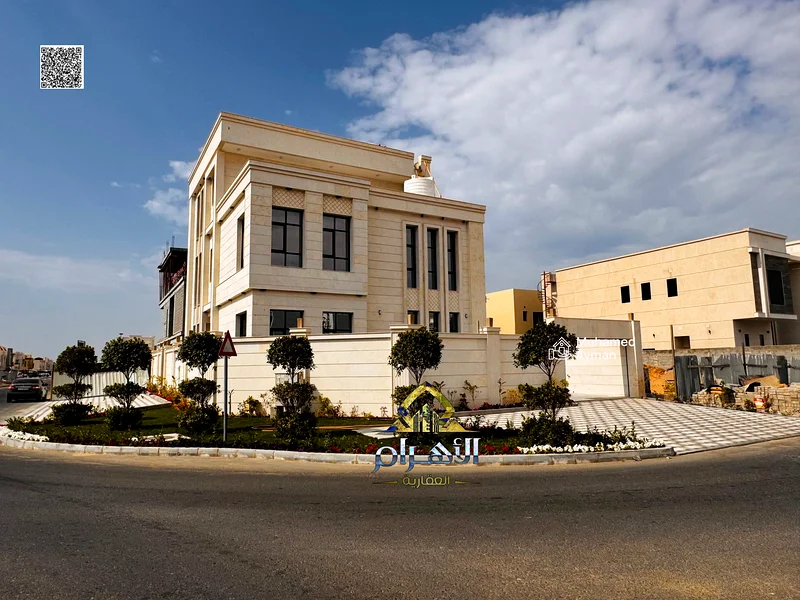 Directly from the owner, a villa on a main street, with personal finishing, close to all services, in the most upscale areas of Ajman63872180013314111