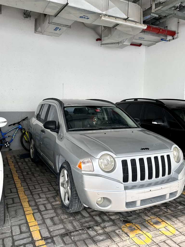 2.4 L Jeep Compass 4*4 ,Accident  Free,Great condition63398594722689113