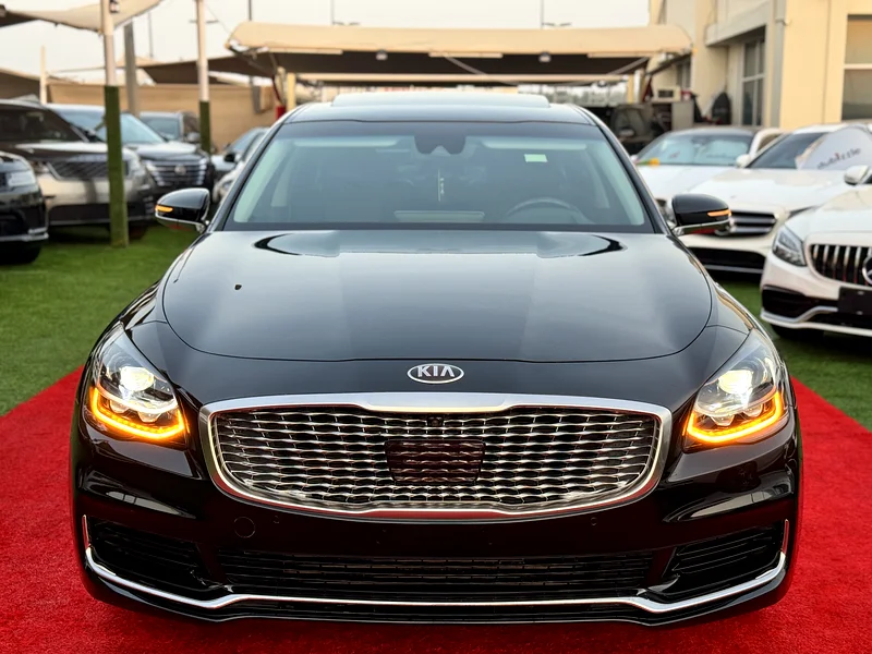 Kia K900 AWD in excellent agency condition with a great offer price.63232141910657112