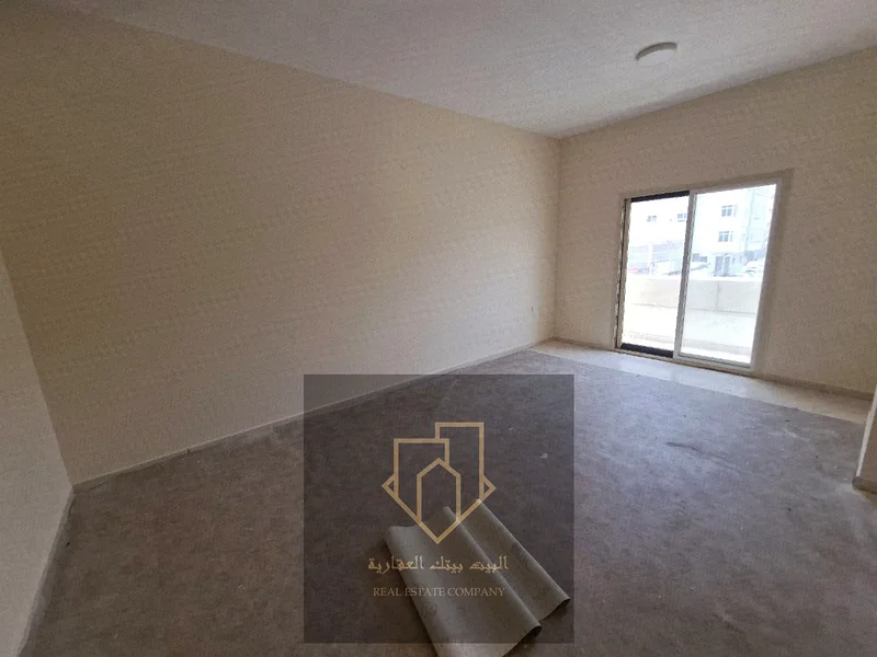 Room and hall for annual rent \ strategic location \ special price and flexible payments \ close to all services63232634707330111