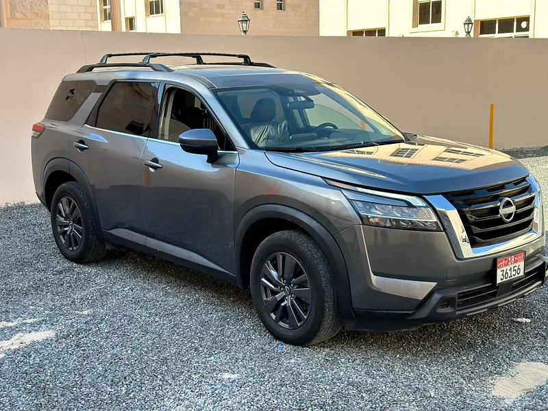 NISSAN PATHFINDER SV 4WD 2022 3.5 V6, American specs, 62,000 km, full options with panoramic roof.63421058499330112