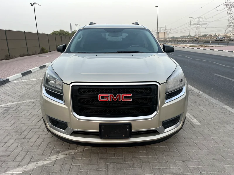 For sale GMC Acadia 2015 model 7 Seter mid option gcc63398499817729112