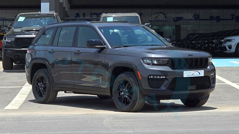 ( 4 Years Warranty Or 100K Km @Official Dealer ) 2024 JEEP GRAND CHEROKEE LAREDO 4WD GCC 0Km63231163904643113