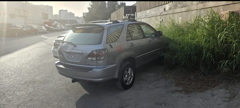 لكزس  الشارقة  6000 درهم63226744660993112