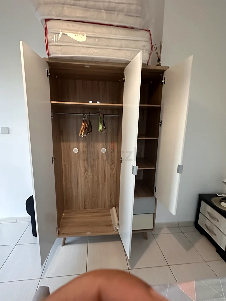 60% discount! Almost new 3 door wardrobe with drawers! 192x120x6063209351974913113
