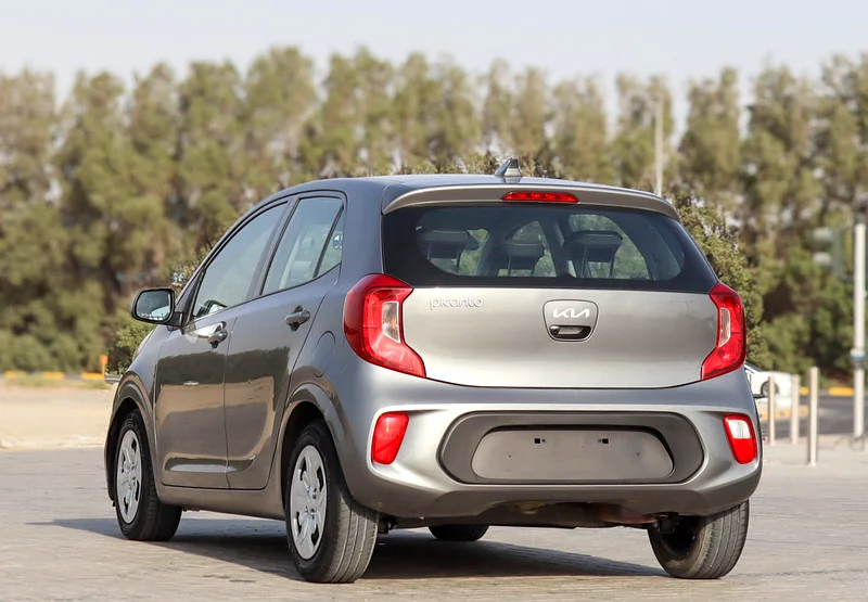 Kia Picanto 1.2L 2023 GCC, accident-free, in excellent condition. 598 P.M.63224312688259113